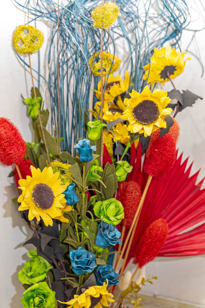 istock Craft Bouquet Flowers 1283154438