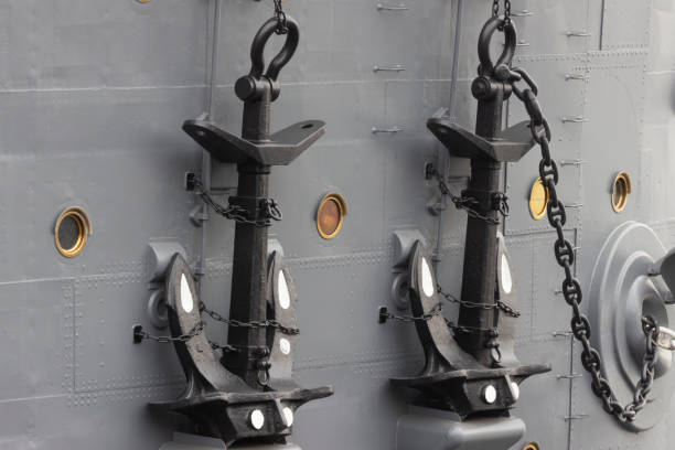 istock Anchor on a chain aboard the cruiser Avrora 1283165898