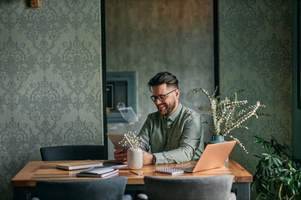 istock Reaching her business goals with modern technology 1283194687
