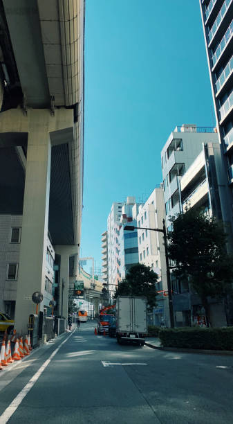 istock Japan tokyo-osaka 1283199789