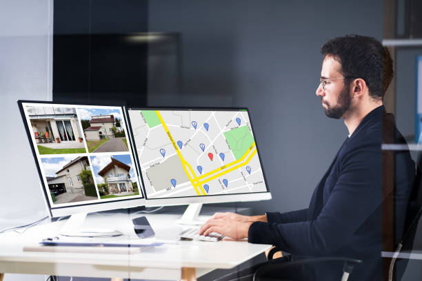 istock Searching Real Estate Apartment Or Home 1283277751