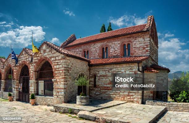 Bizantyjski Kościół Świętej Teodory Arta W Arta Grecja - zdjęcia stockowe i więcej obrazów Architektura