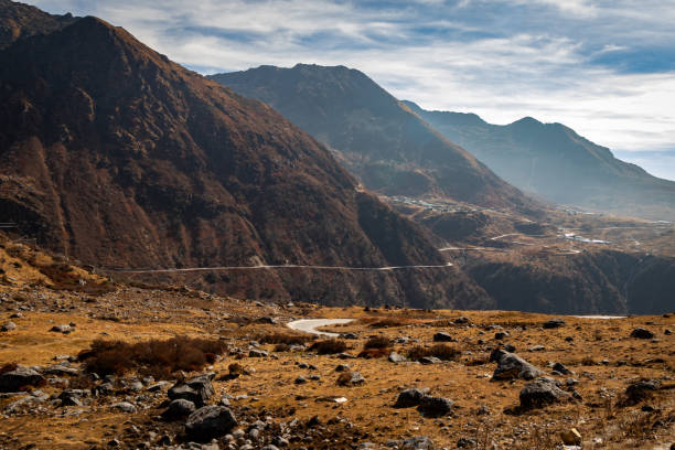 istock himalayan mountain picturesque landscape 1283351388