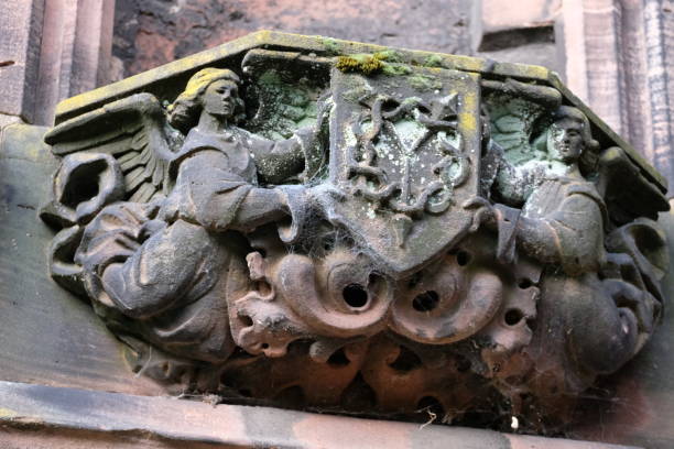 kamienna rzeźba w katedrze w chester, cheshire, wielka brytania - chester england chester cathedral uk england zdjęcia i obrazy z banku zdjęć