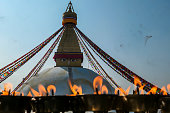 kathmandu-ein-strahl-brennender-kerzen-am-hindu-tempel.jpg?b=1&s=170x170&k=20&c=RL4W2HUxR-RnT8E_4tx7oLXAdeEIoMN9vOy0E2Yt2ck=
