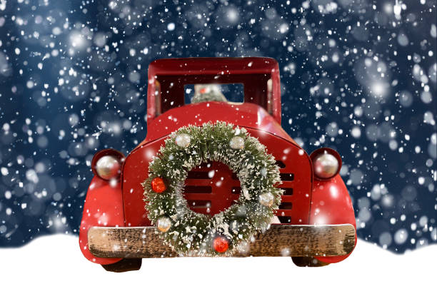 istock Christmas truck in the snow 1283428108