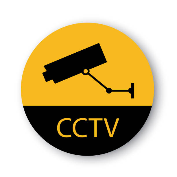 ilustrações, clipart, desenhos animados e ícones de placa de cctv amarela redonda. ilustração vetorial de um símbolo de tiro. aviso de segurança. imagem de estoque. eps 10 - security security system security staff control