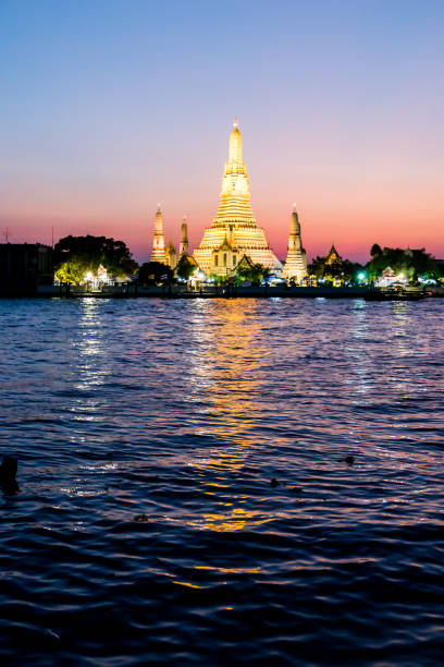 hermosa foto del templo wat pho, ciudad de bangkok tomada en tailandia - wat pho fotografías e imágenes de stock
