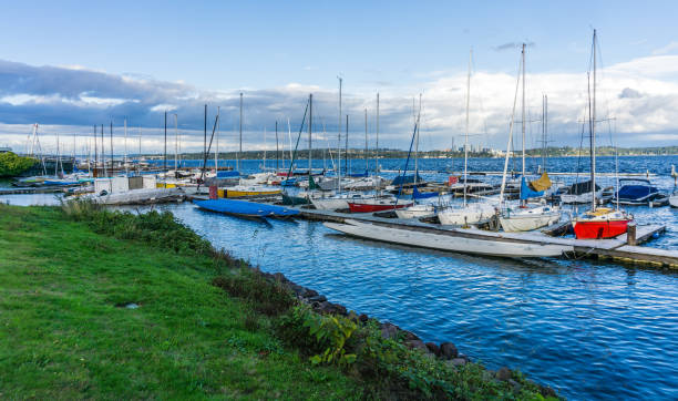 istock Leschi Marina And Lake 3 1283548470