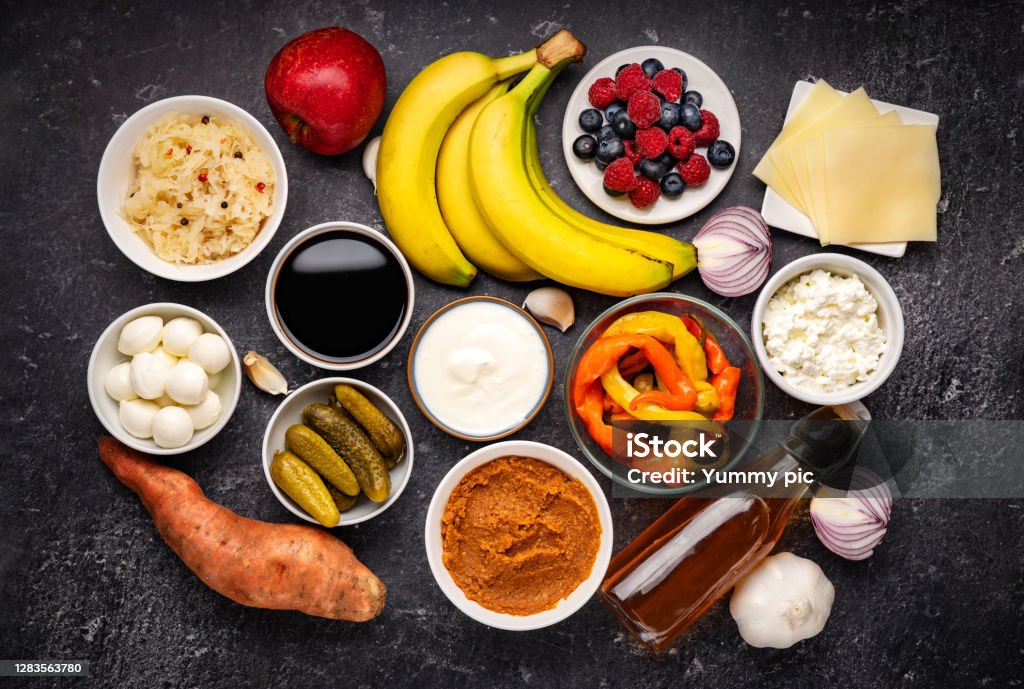 Probiotic and prebiotic foods rich of healthy bacteria good for health - Royalty-free Probiótico Foto de stock