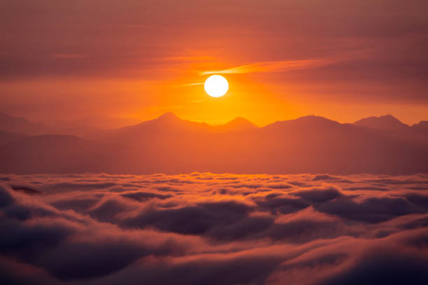 View of the landscape, mountains, sea, and fog in the morning(PHOTO)