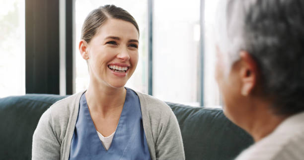 istock A friendly smile makes the world of difference 1283665800
