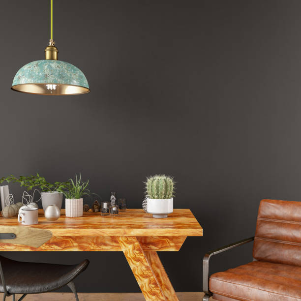 pared negra vacía con mesa y decoraciones - bombilla de edison fotografías e imágenes de stock