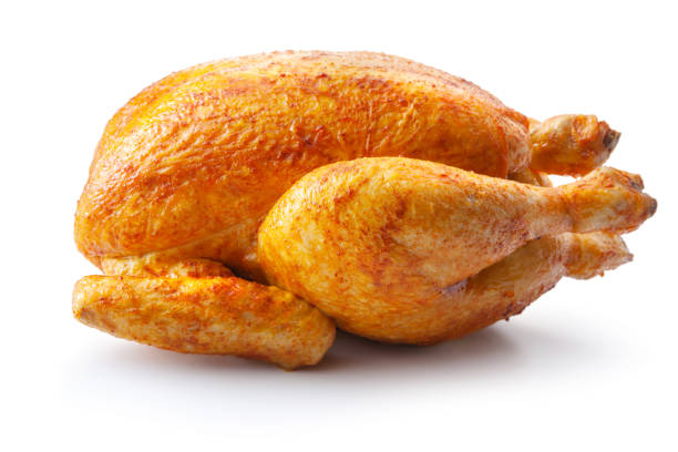 aves de corral: pollo asado aislado sobre fondo blanco - roast chicken chicken roasted spit roasted fotografías e imágenes de stock