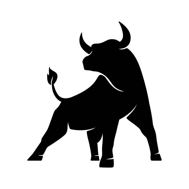 bull silhouette, monochromes logo, symbol des jahres im chinesischen tierkreiskalender. vektor-illustration eines stehenden gehörnten ochsen oder eines schwarzen anguss, isoliert auf weißem hintergrund - wildrinder stock-grafiken, -clipart, -cartoons und -symbole