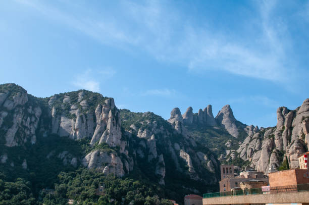 santa maria de montserrat - moreneta imagens e fotografias de stock