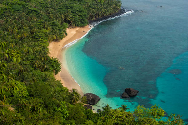 sao tome & principe banana beach - sao tome and principe stock-fotos und bilder