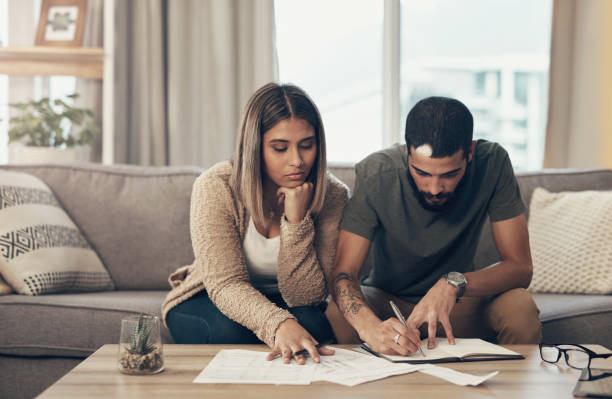 istock Getting out of debt is a team effort 1283853787