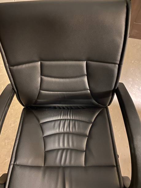 istock Close up Front view of the executive office chair 1283885358