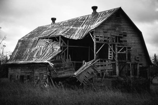 Michigans Upper Peninsula Old Barn/ Home, Near Manistique, MI. So many historic old farms and homes in the U-P. Beautiful, Haunting thanks for looking