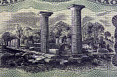 ruinen-des-zeustempels-bei-olympia-aus-altem-geld.jpg?b=1&s=170x170&k=20&c=tDbap3P10uL6_FiTZytbUdKhdg_5NY-fKnJg9tp6hag=