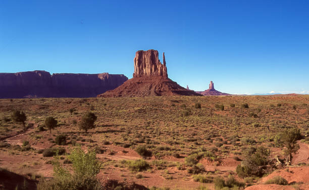 istock West Mitten Butte nella Monument Valley in Arizona. 1284021169