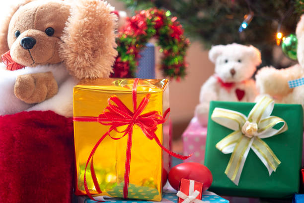 istock Many teddy bears and gift boxes on Christmas day 1284041490