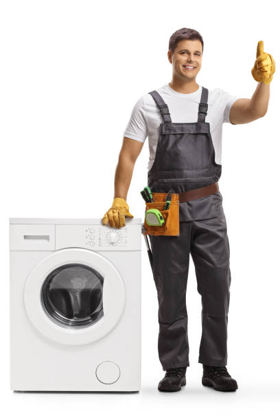 pełnowymiarowy portret naprawiaczego z pralką pokazującą kciuki w górę - repairing appliance clothes washer repairman zdjęcia i obrazy z banku zdjęć
