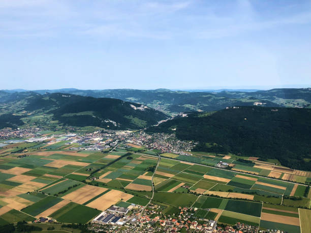 istock Switzerland cross country flight 26.5.2018 1284075091