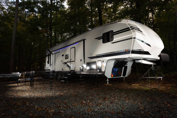 istock Fifth wheel toy hauler campsite 1284085216