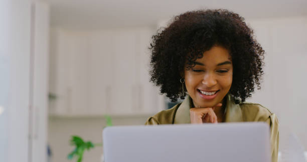 istock You'll always find what you want online 1284109849