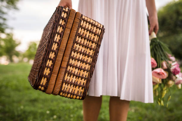 istock Squared wicker bag perfect for picinic time 1284190595