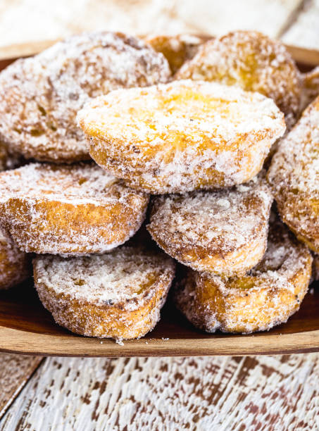 istock baked or fried bread with sugar and cinnamon. Dessert called Rabanada, Torrija or golden bread. cooking do Brasil, Portugal and Spain 1284248400
