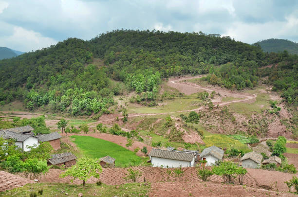 ユンロンの田舎の風景 - rice paddy china traditional culture yunnan province ストックフォトと画像