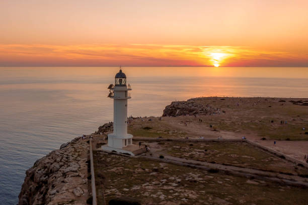 faro de barbaria, aussicht dron - insel formentera stock-fotos und bilder