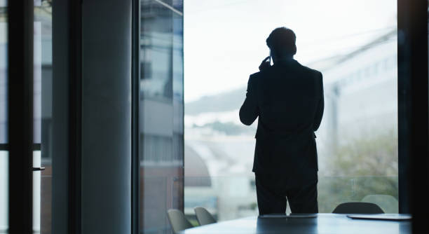 istock It's the call that'll seal the deal 1284315835