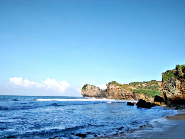 istock When the sky meet the sea 1284327832