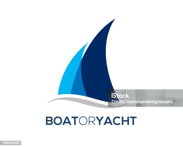 Enkel Modern Båt Yacht Storsegel Skär Med Havet Vatten Våg Bälg-vektorgrafik och fler bilder på Logotyp