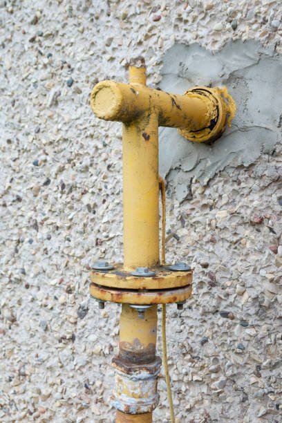 istock gas tube 1284399116