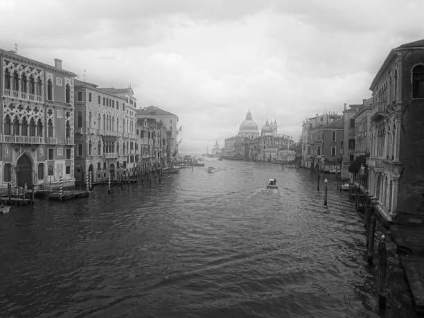 istock Foggy morning in Venice 1284400829
