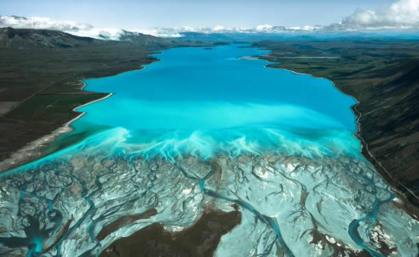 rundflug über neuseeland im see tekapo, mt cook gebiet - us glacier national park stock-fotos und bilder