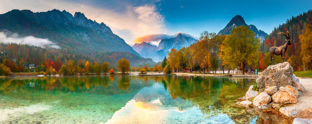 istock Jasna lake, Slovenia 1284449683