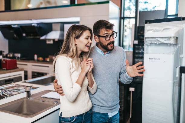 istock Young couple in shopping 1284455690