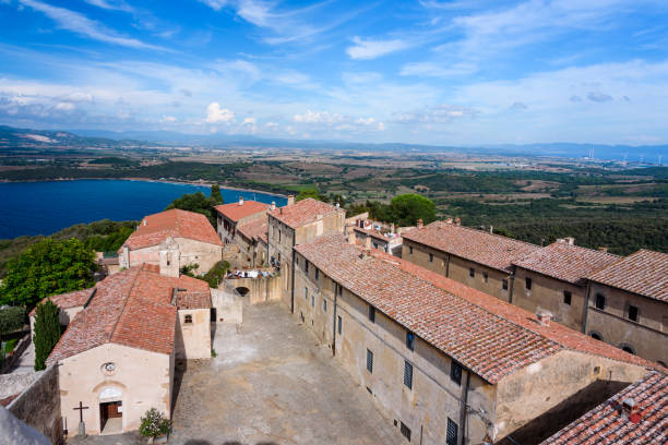 istock gulf of Baratti 1284542130