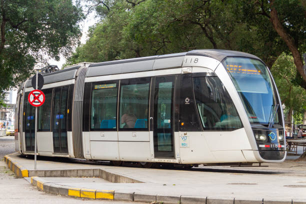 trem do vlt no centro do rio de janeiro - medicine and science travel locations railway transportation - fotografias e filmes do acervo