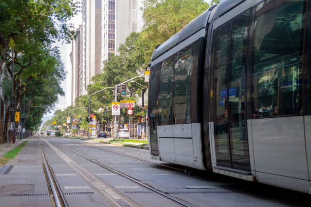 trem do vlt no centro do rio de janeiro - medicine and science travel locations railway transportation - fotografias e filmes do acervo