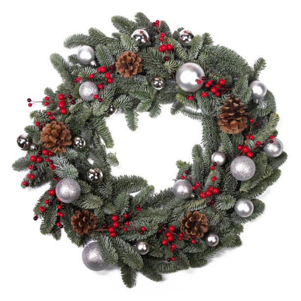 istock Christmas fir wreath isolated 1284688732