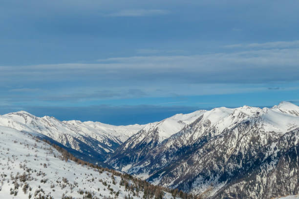 katschberg - una vista panorámica de los alpes nevados en austria - snowboard apres ski snow nobody fotografías e imágenes de stock