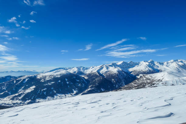 katschberg - una vista panorámica de los alpes nevados en austria - snowboard apres ski snow nobody fotografías e imágenes de stock