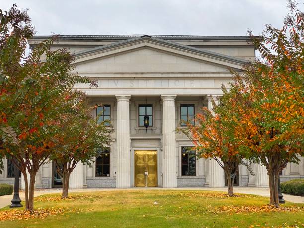 istock Arkansas Supreme Court on an Autumn Day 1284824450